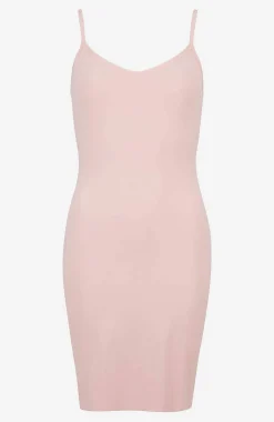 Alusmekko muotoilueffektillä