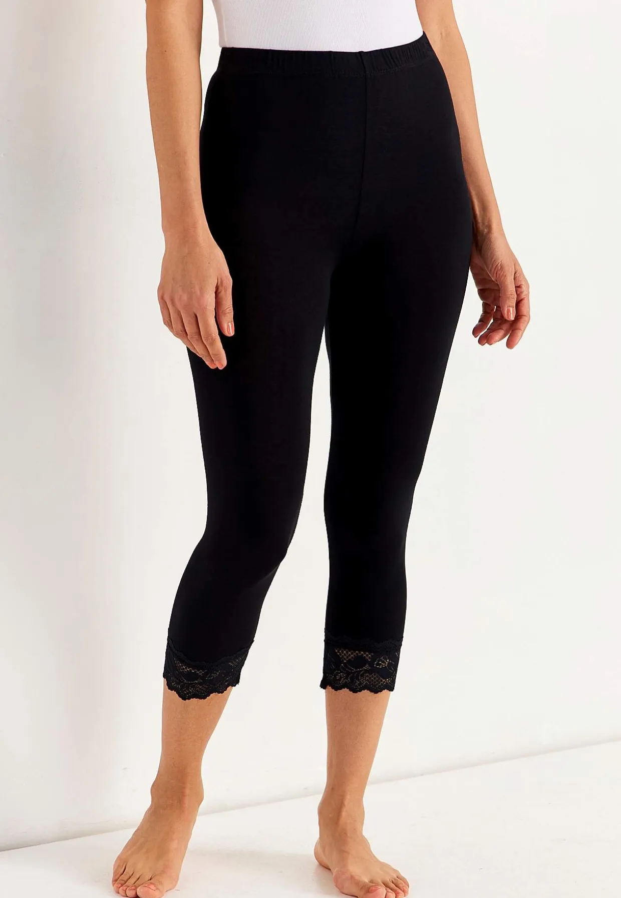 Caprileggingsit pitsillä