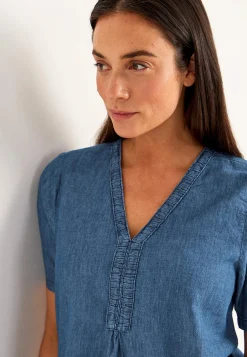 Denimtunika koristeellisella V-aukolla
