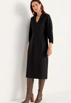 Elegantti, v-kaula-aukkoinen trikoomekko Lisa