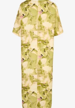 Ilmava, monikäyttöinen kimonomekko