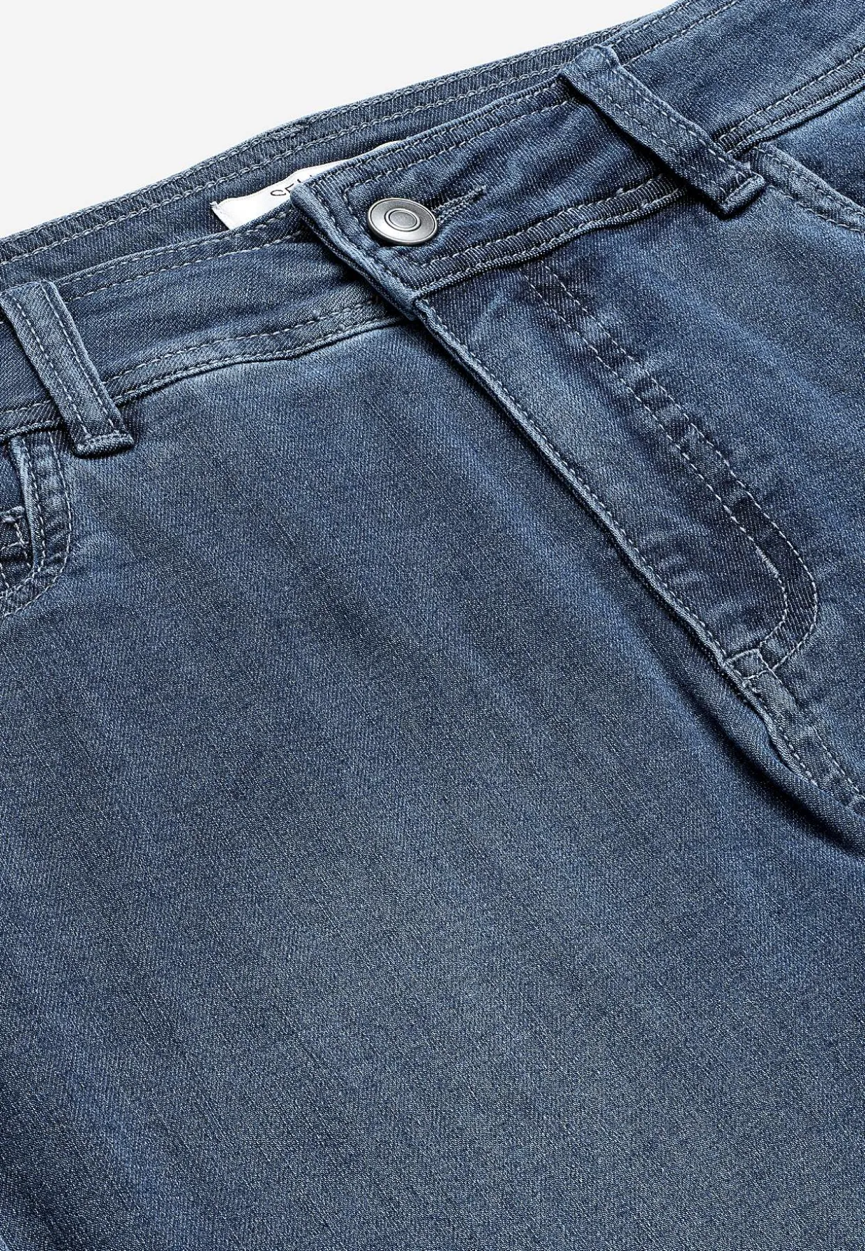 Joustavat bootcut-farkkut - pituus Sara