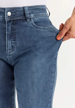 Joustavat bootcut-farkkut - pituus Sara