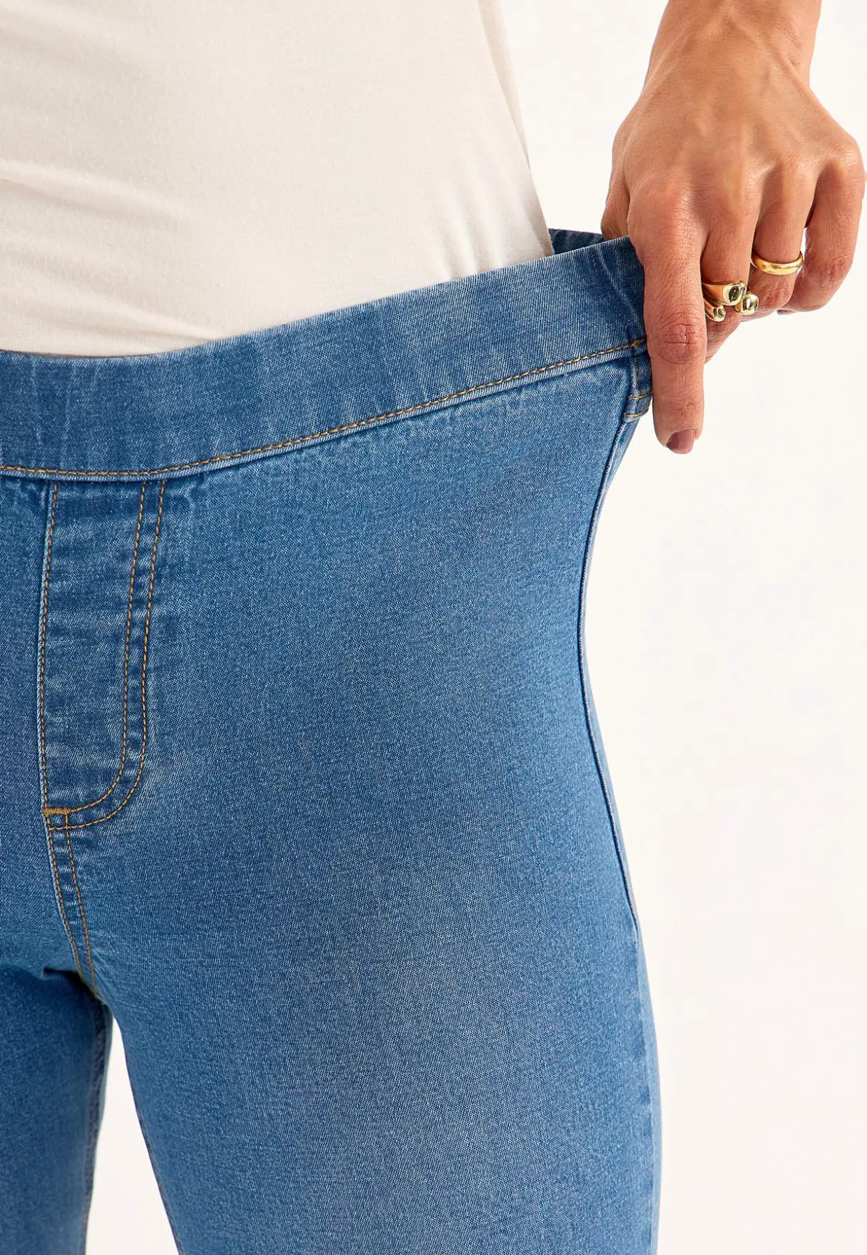 Joustavat, bootcut jeggingsit - pituus