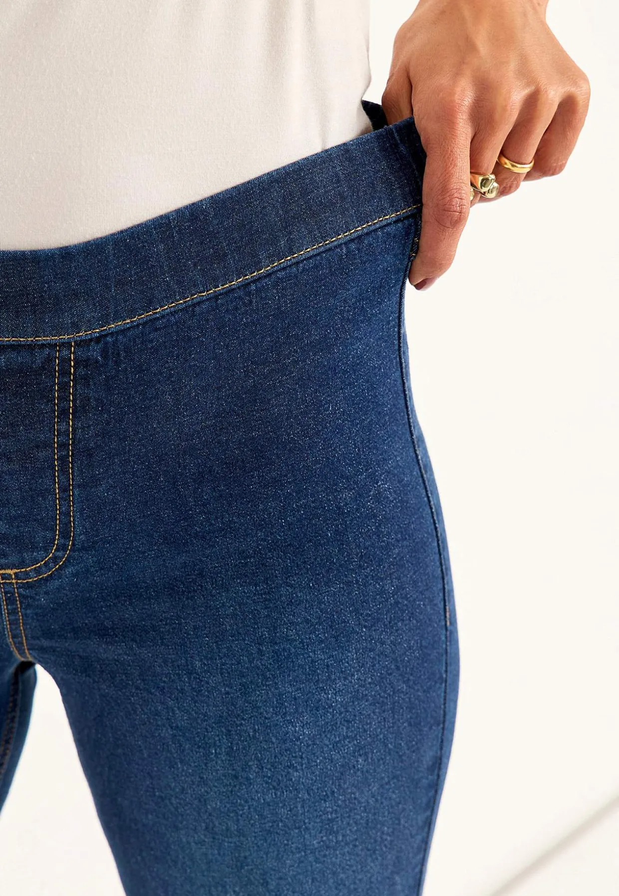 Joustavat, bootcut jeggingsit - pituus
