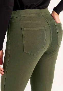 Joustavat leggingsit