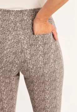 Joustavat leggingsit