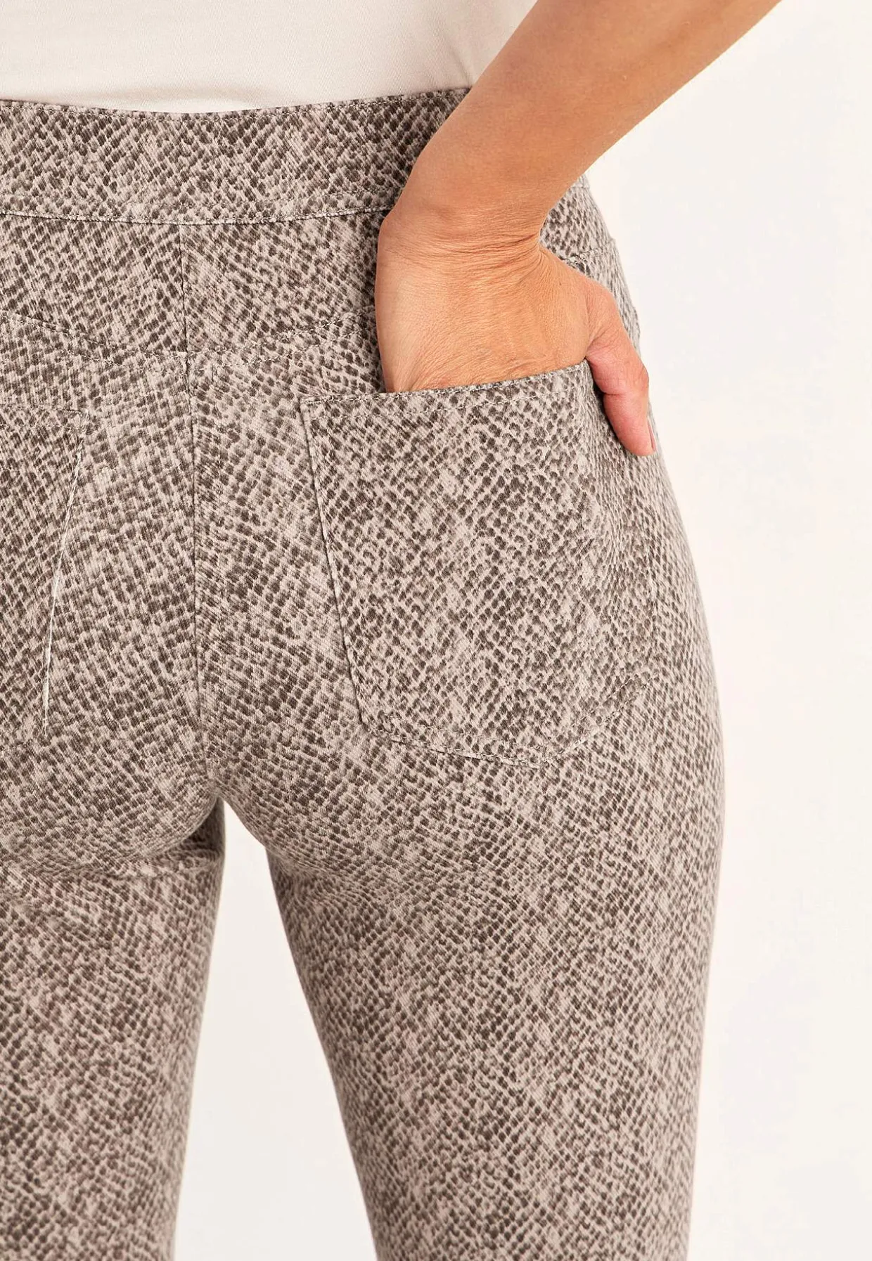 Joustavat leggingsit