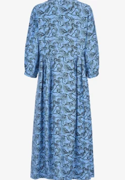 Kudottu, kuvioitu mekko