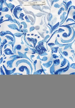 Kudottu, kuviollinen mekko