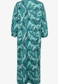 Kudottu mekko taskuilla