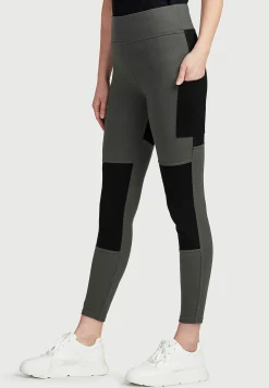 Leggingsit sivutaskuilla