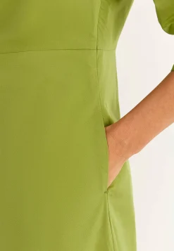 Mekko popliinista taskuilla