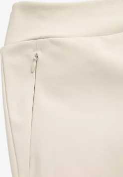 Monipuoliset, bootcut trikoohousut Daria