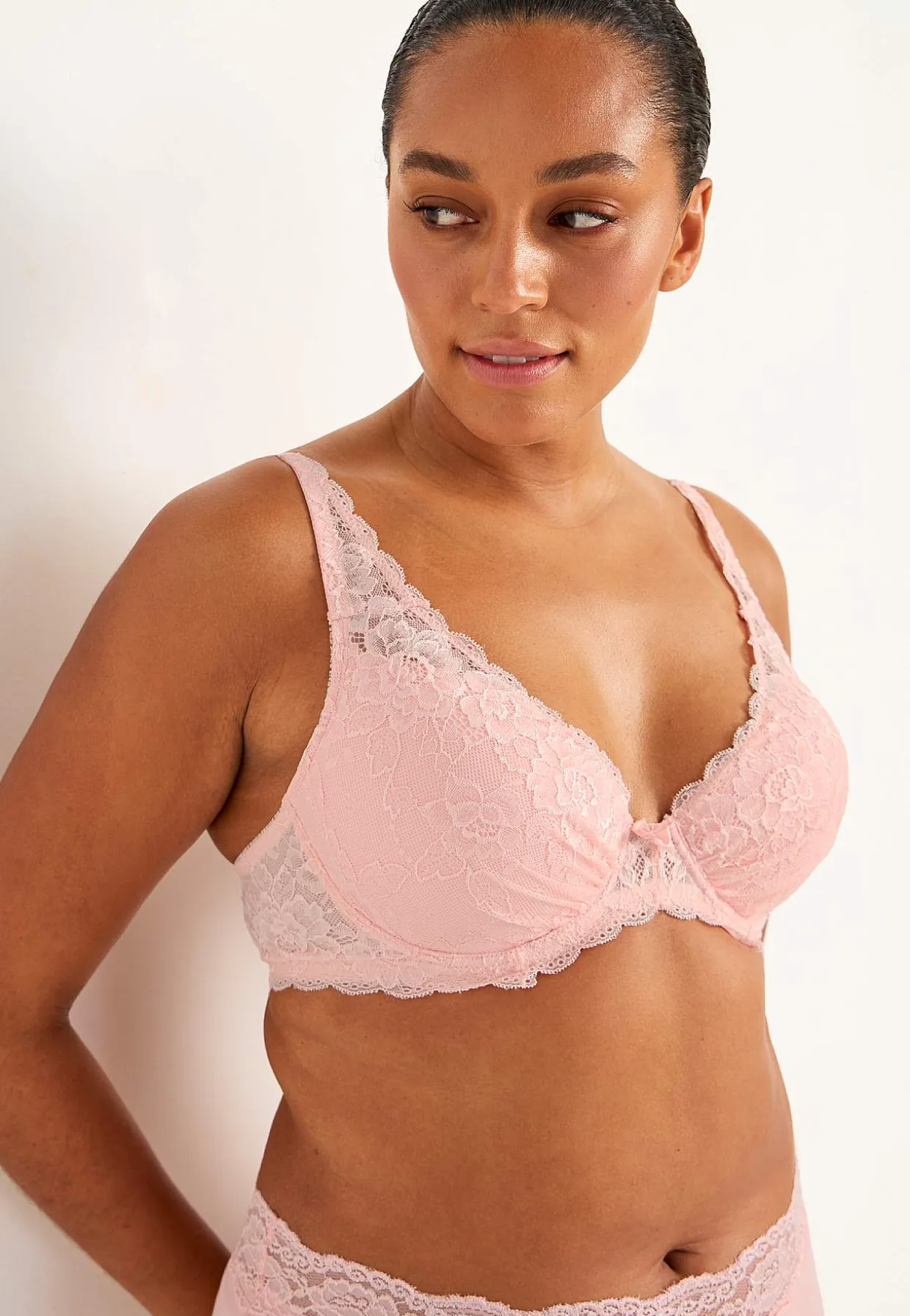 Push up -rintaliivit Dolly