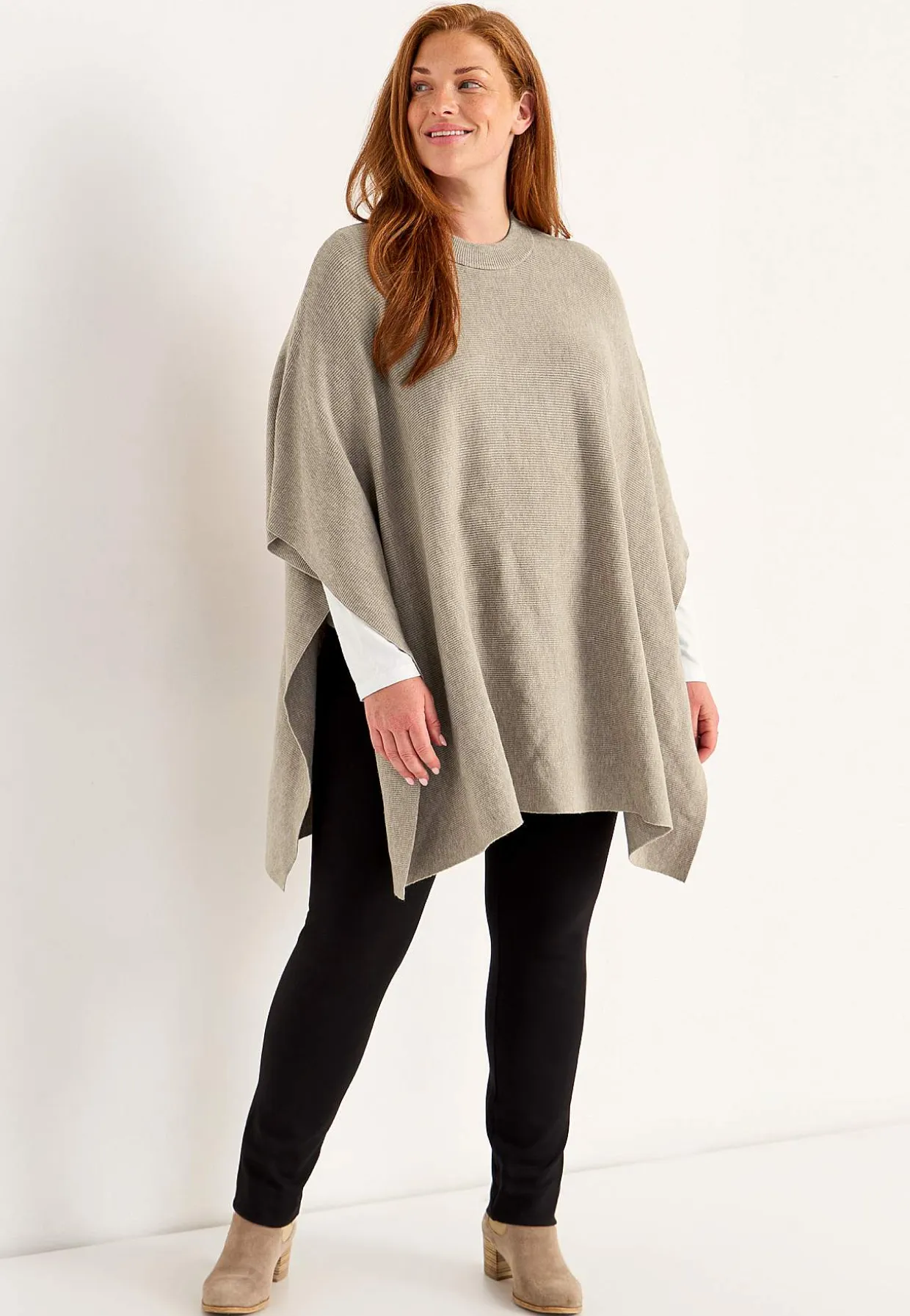 Tiheäsilmukkainen poncho