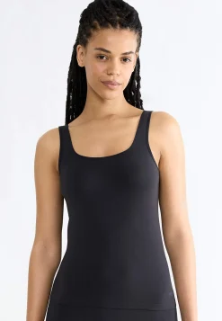 Toppi hyvin pehmeästä modaalista GO Sense Tank Top