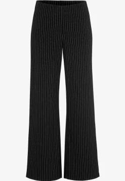 Trikoohousut suorilla lahkeilla