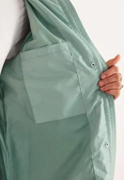 Tyylikäs, vuorattu parka